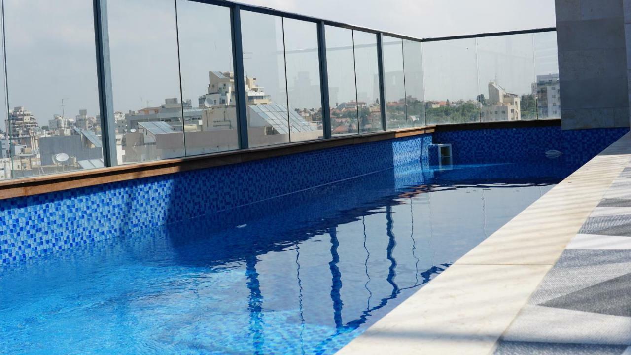 Luxury Rooftop Apartment In Netanya Esterno foto