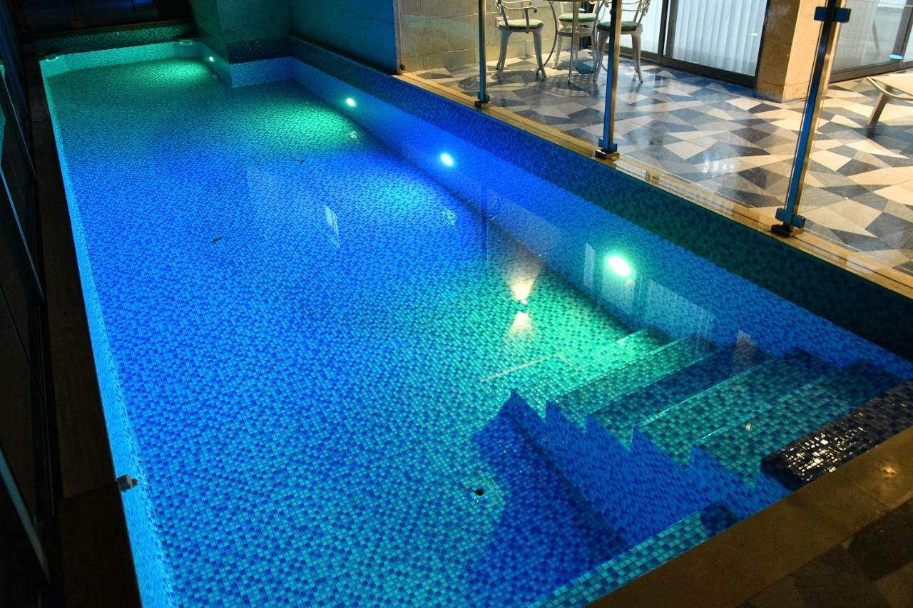 Luxury Rooftop Apartment In Netanya Esterno foto