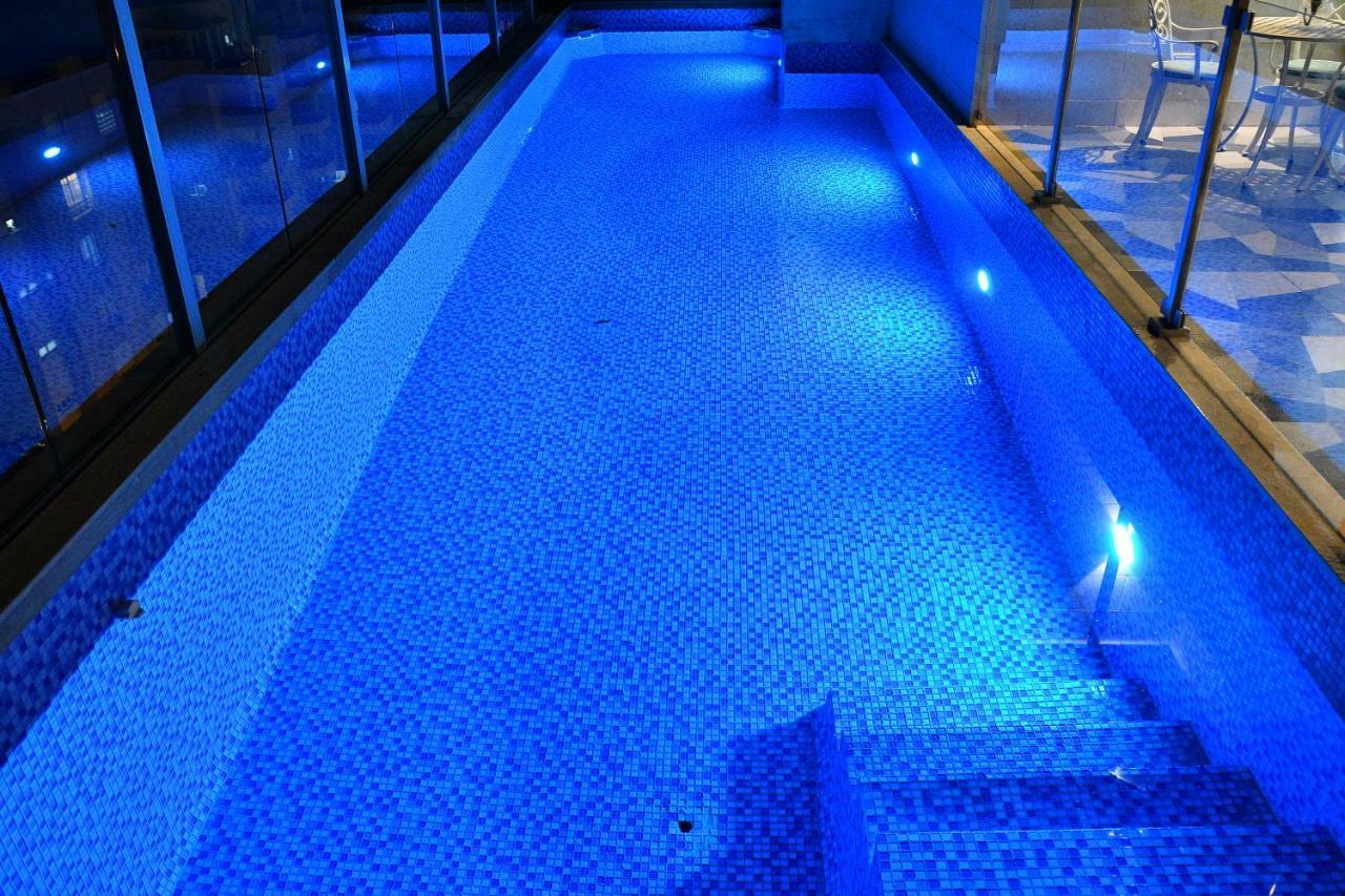 Luxury Rooftop Apartment In Netanya Esterno foto