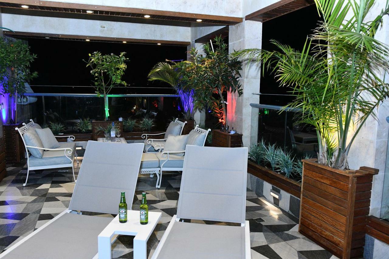Luxury Rooftop Apartment In Netanya Esterno foto